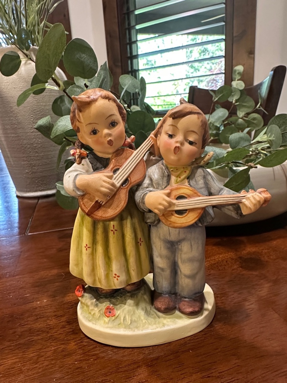 Vintage Ceramic Singing Children Figurine - Green & Blue